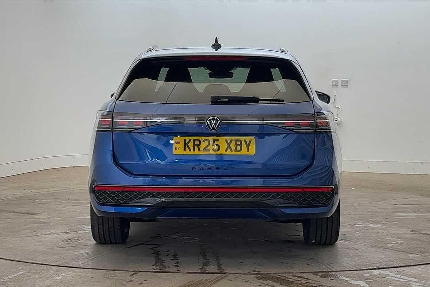 Used Volkswagen Passat 2025 for sale - 76896066: Photo 8