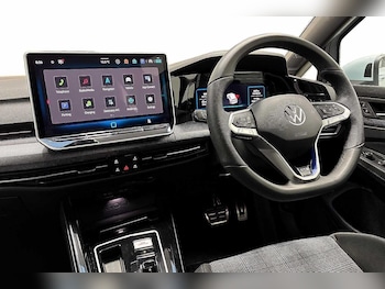 Used Volkswagen Golf 2025 for sale - 76617155: Photo