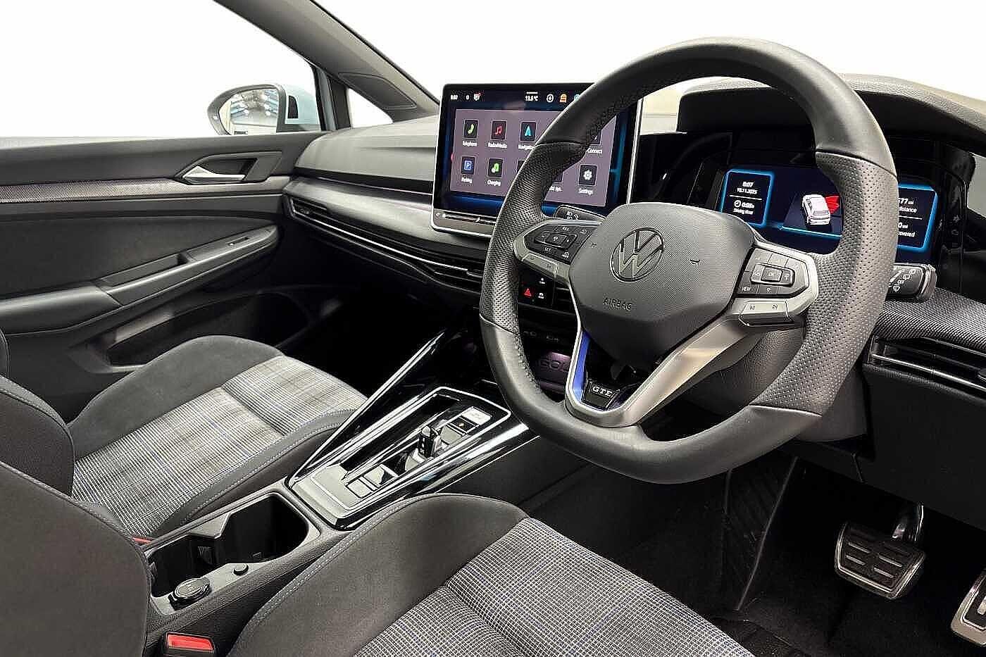 Used Volkswagen Golf 2025 for sale - 76617155: Photo 6