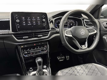 Used Volkswagen T-Roc 2025 for sale - 77666214: Photo