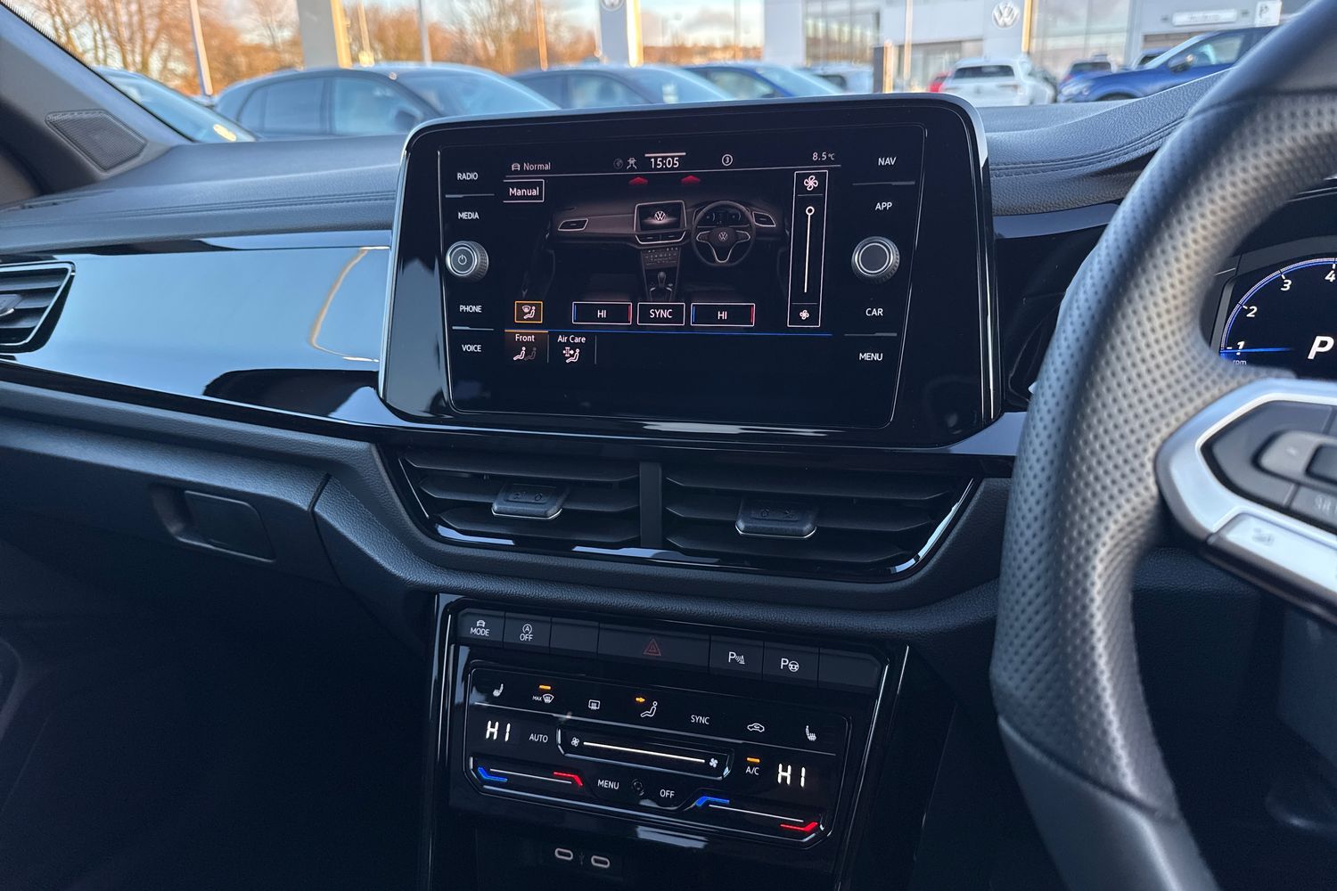 Used Volkswagen T-Roc 2025 for sale - 76929165: Photo 21