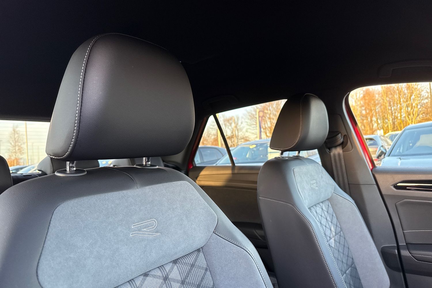 Used Volkswagen T-Roc 2025 for sale - 76929165: Photo 23