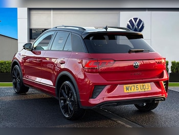 Used Volkswagen T-Roc 2025 for sale - 76929165: Photo