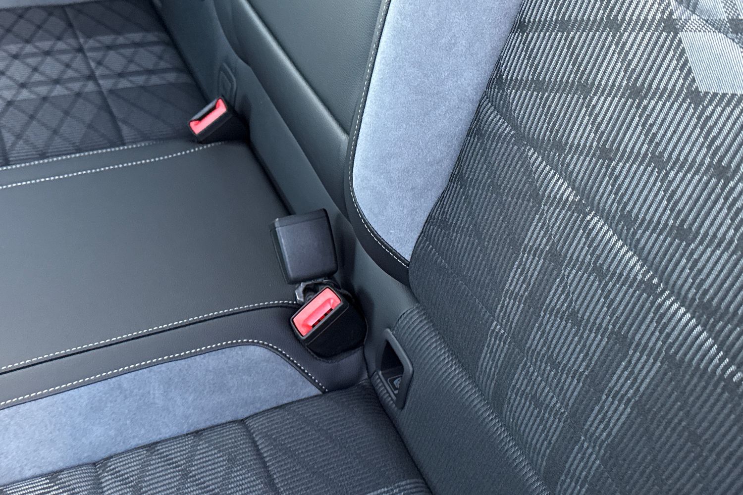 Used Volkswagen T-Roc 2025 for sale - 76929165: Photo 31