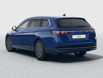 Used Volkswagen Passat 2025 for sale - 76047280: Photo
