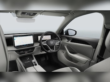 Used Volkswagen Passat 2025 for sale - 76047280: Photo
