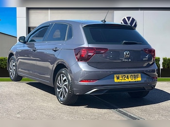 Used Volkswagen Polo 2024 for sale - 78373234: Photo