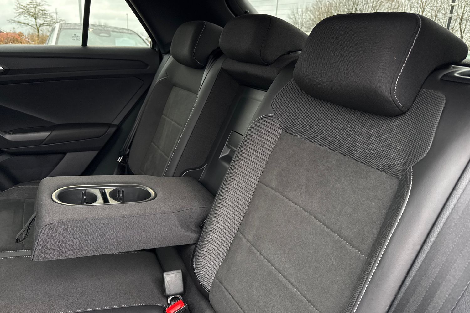 Used Volkswagen T-Roc 2023 for sale - 76979099: Photo 32