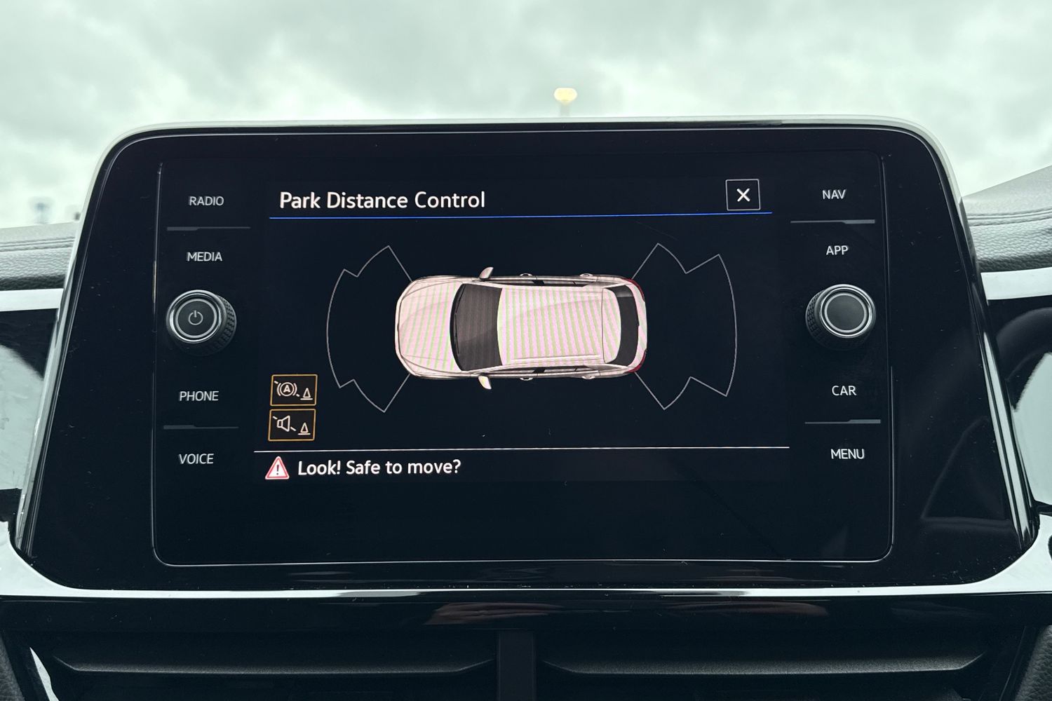 Used Volkswagen T-Roc 2023 for sale - 76979099: Photo 36