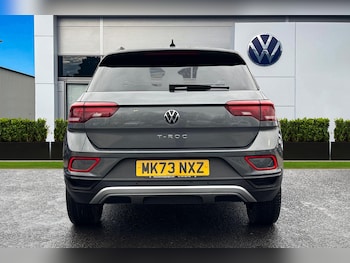 Used Volkswagen T-Roc 2023 for sale - 76979099: Photo