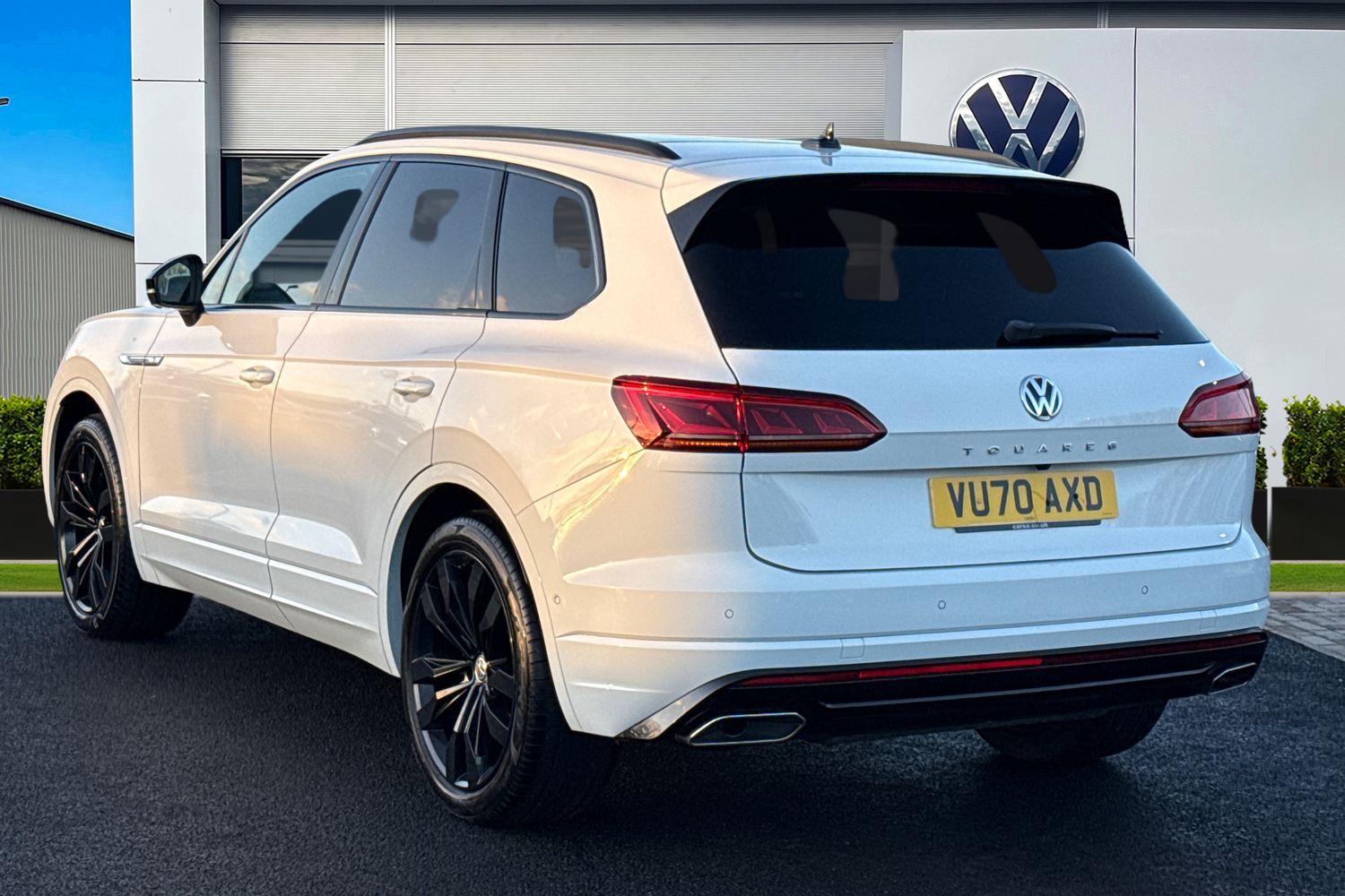 Used Volkswagen Touareg 2020 for sale - 77233243: Photo 2