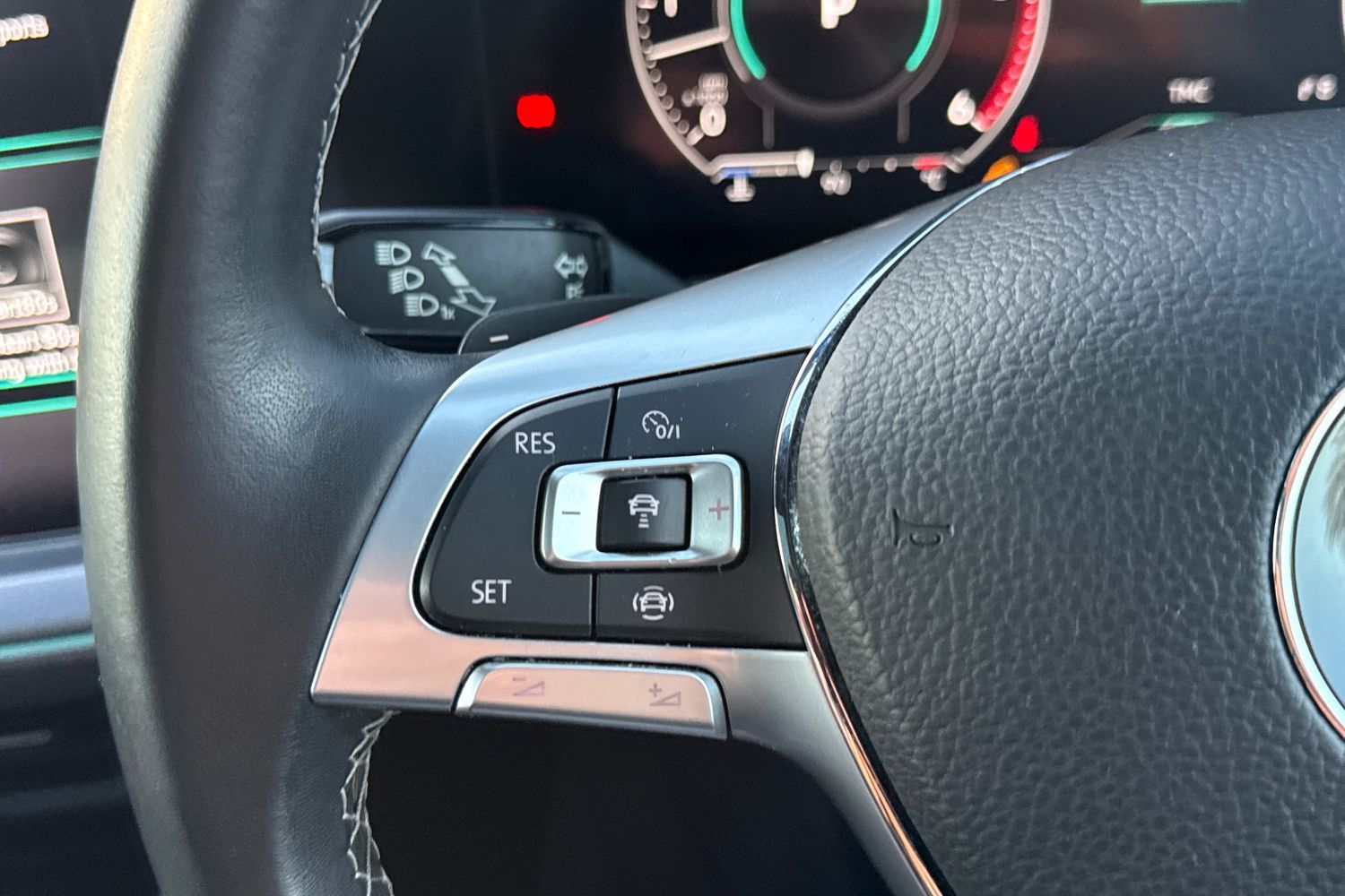 Used Volkswagen Touareg 2020 for sale - 77233243: Photo 40