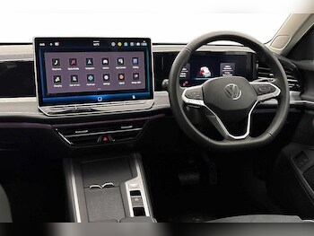 Used Volkswagen Passat 2025 for sale - 77546566: Photo