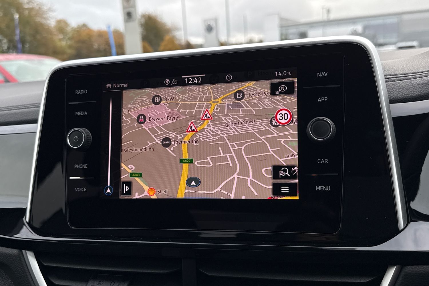 Used Volkswagen T-Roc 2025 for sale - 77368382: Photo 17