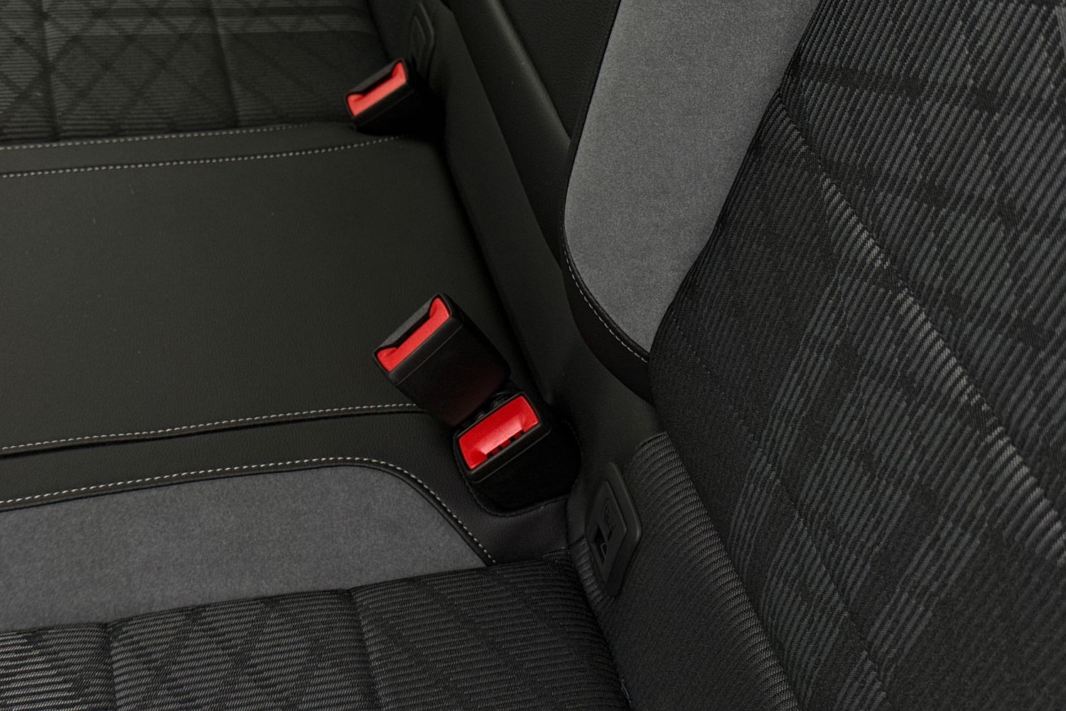 Used Volkswagen T-Roc 2025 for sale - 77368382: Photo 33