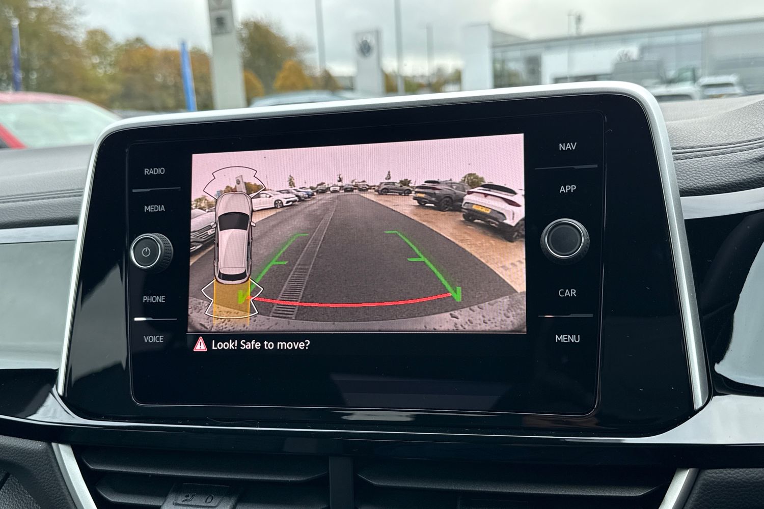 Used Volkswagen T-Roc 2025 for sale - 77368382: Photo 43