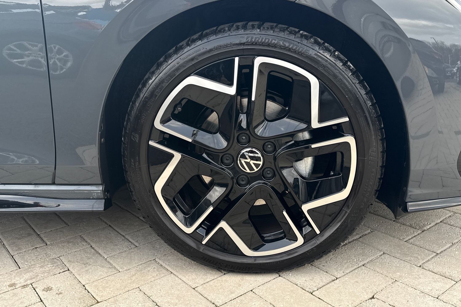 Used Volkswagen Golf 2025 for sale - 77774144: Photo 11