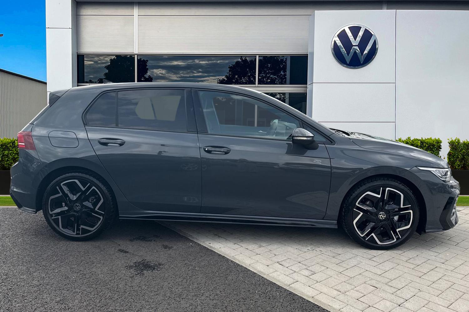 Used Volkswagen Golf 2025 for sale - 77774144: Photo 3