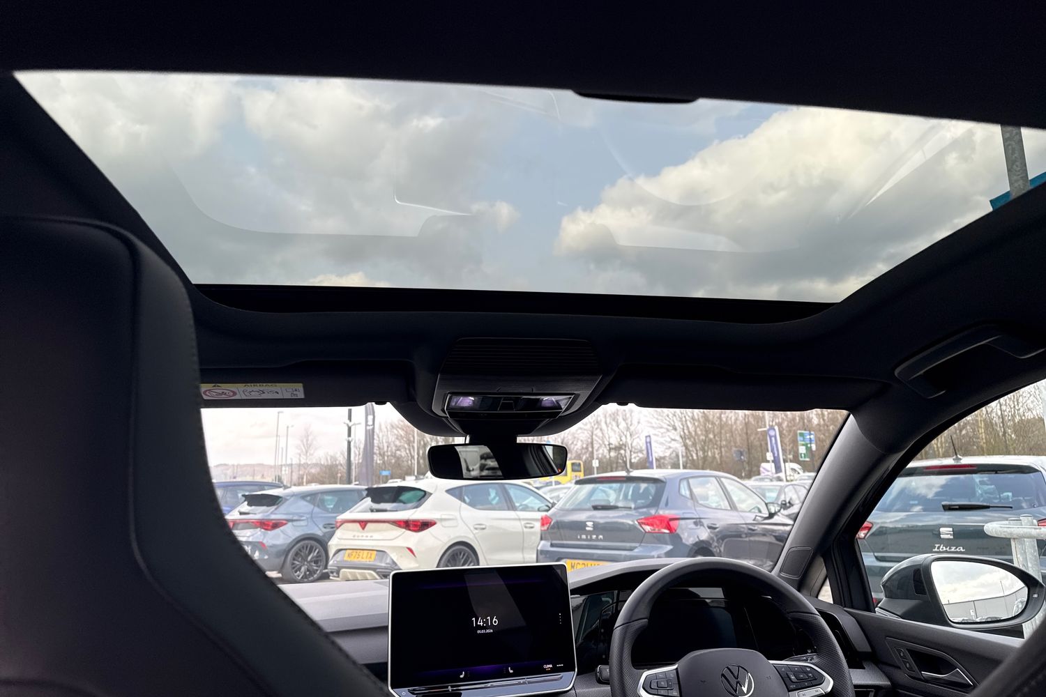 Used Volkswagen Golf 2025 for sale - 77774144: Photo 30