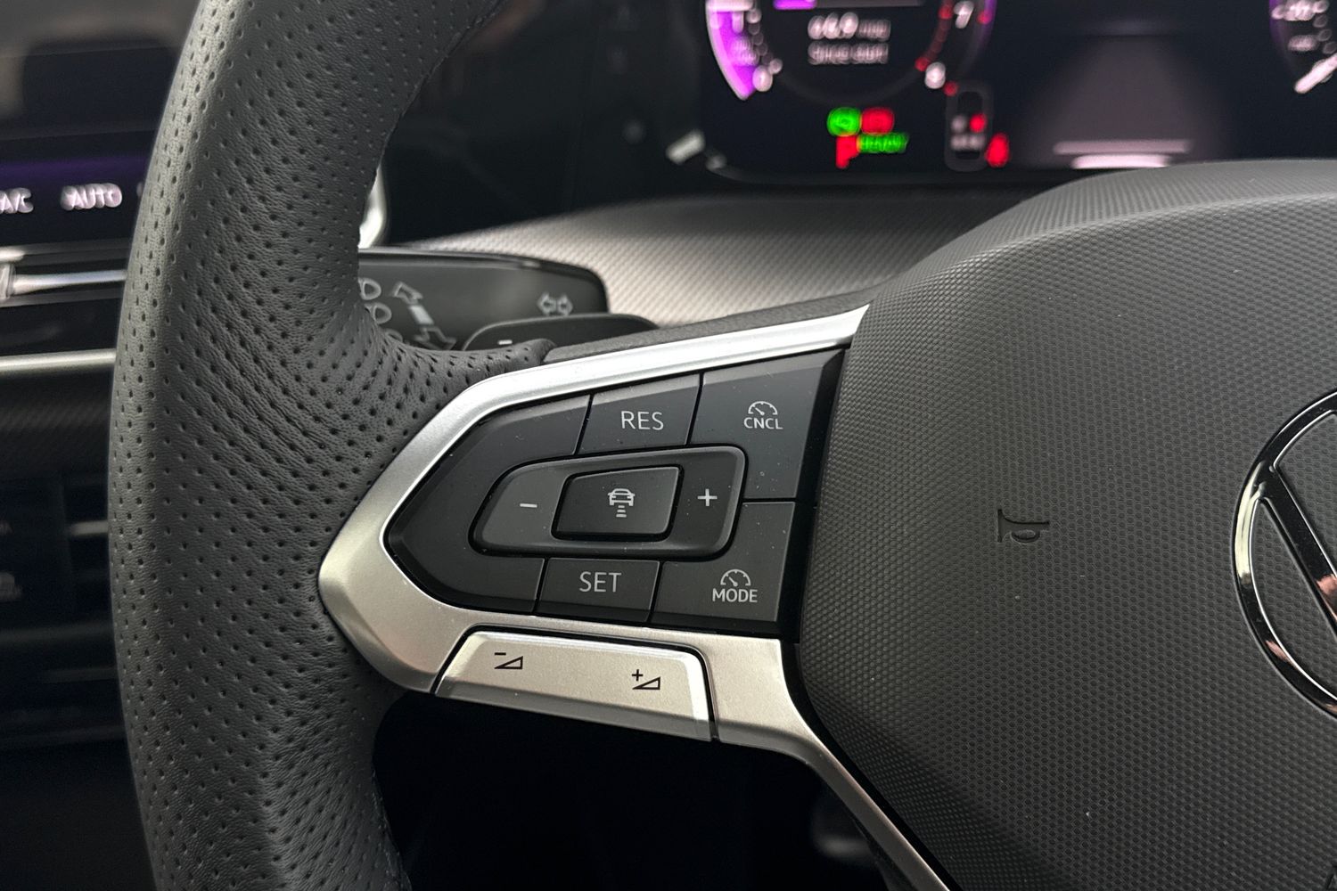 Used Volkswagen Golf 2025 for sale - 77774144: Photo 33