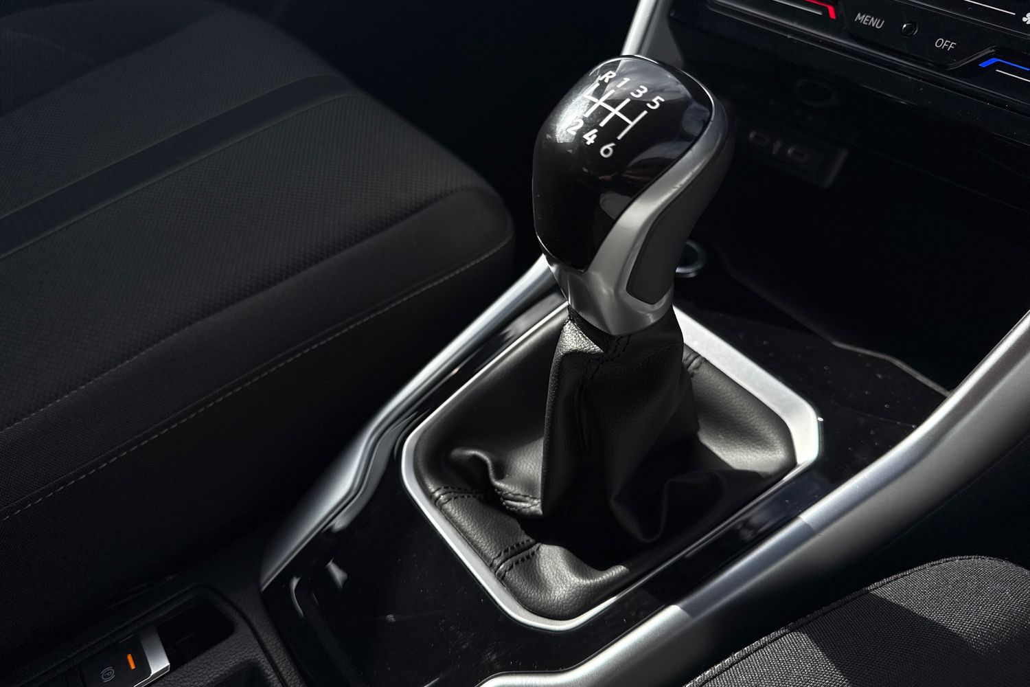 Used Volkswagen T-Roc 2024 for sale - 75970574: Photo 38