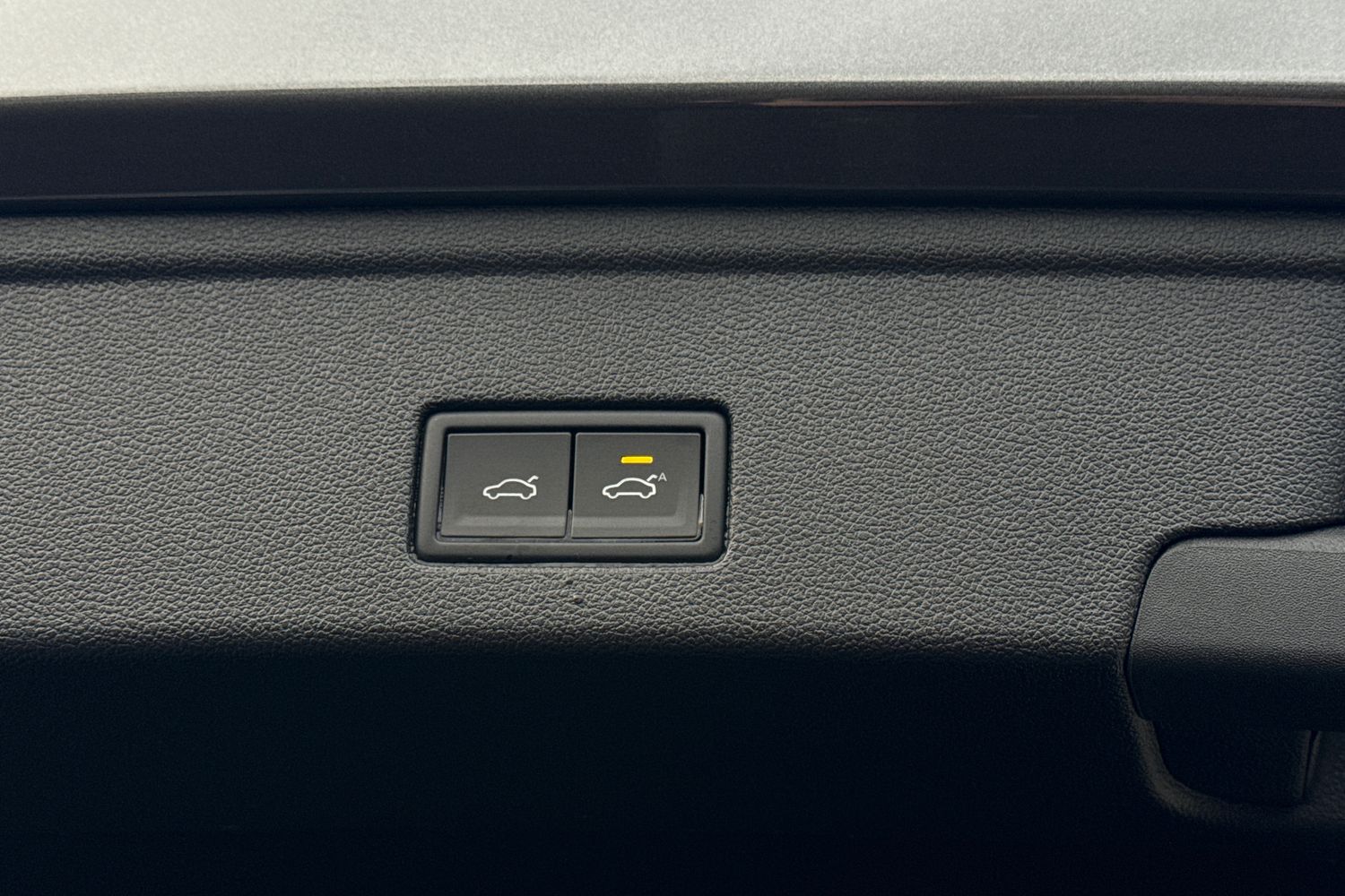 Used Volkswagen Touareg 2025 for sale - 77282141: Photo 26