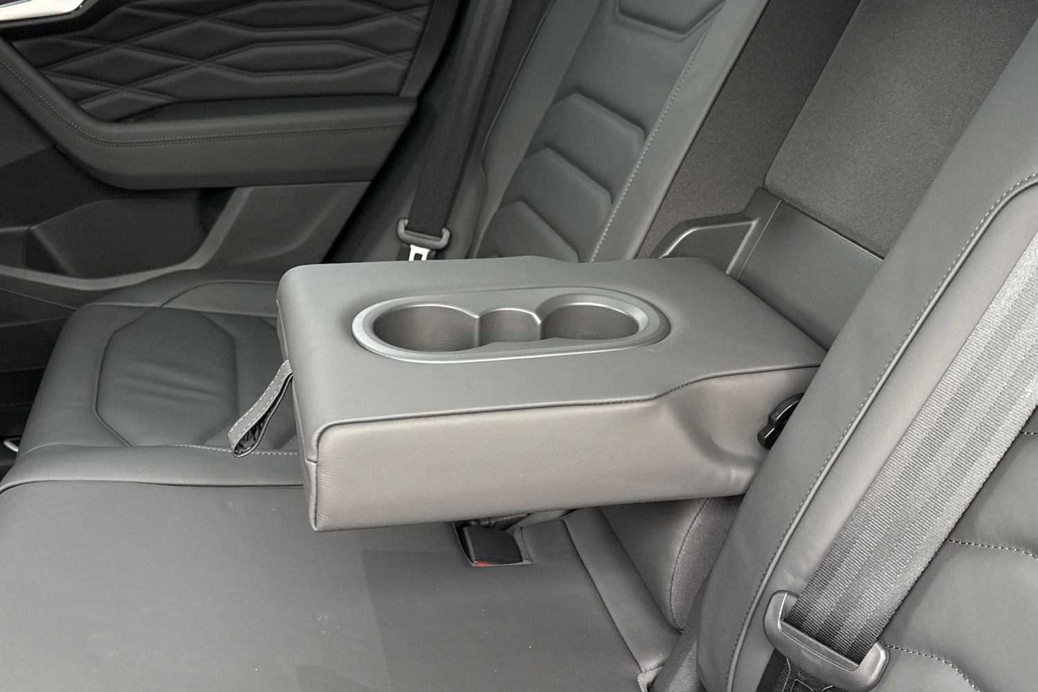 Used Volkswagen Touareg 2025 for sale - 77282141: Photo 29