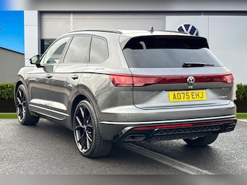 Used Volkswagen Touareg 2025 for sale - 77282141: Photo