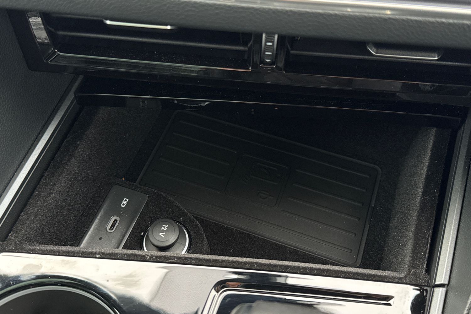 Used Volkswagen Touareg 2025 for sale - 77282141: Photo 41