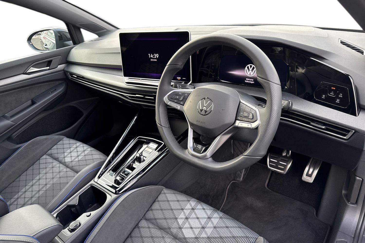 Used Volkswagen Golf 2025 for sale - 77773981: Photo 13