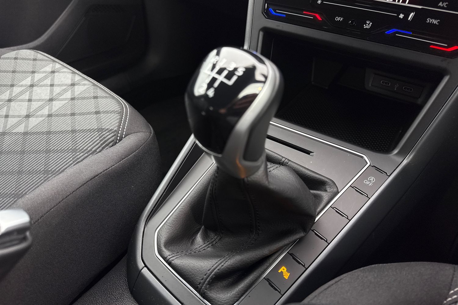 Used Volkswagen Polo 2023 for sale - 77463130: Photo 38