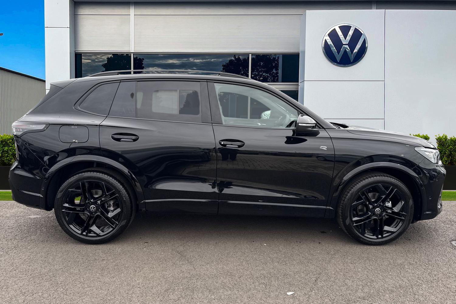 Used Volkswagen Tiguan 2026 for sale - 78218319: Photo 3