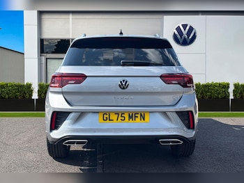 Used Volkswagen T-Roc 2025 for sale - 79531432: Photo