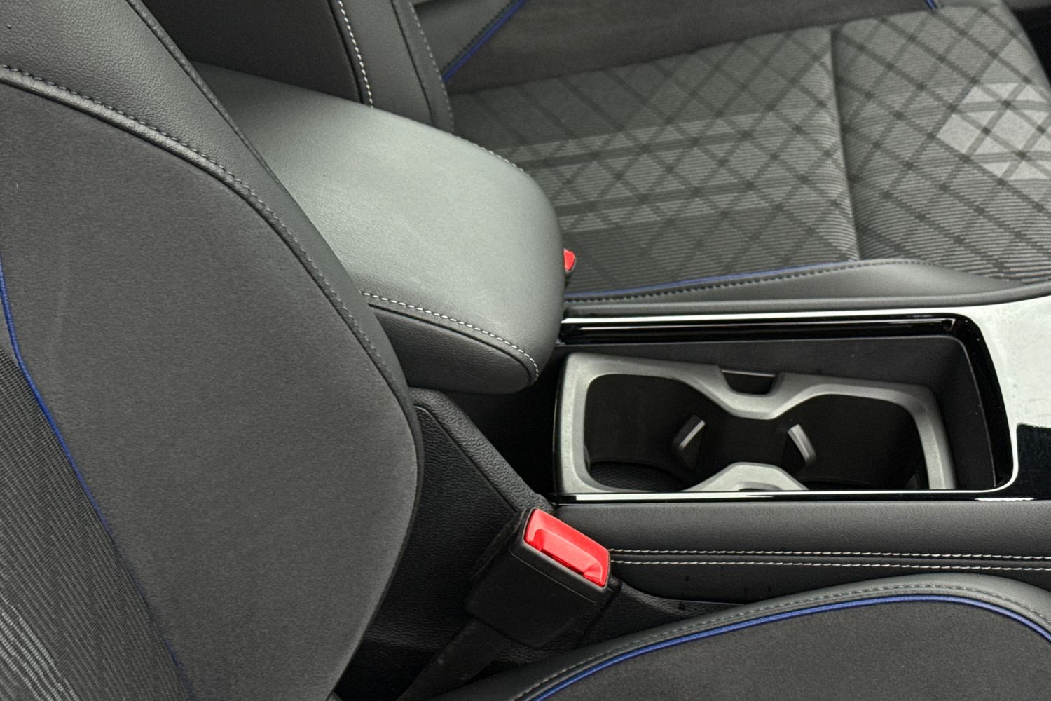 Used Volkswagen Tiguan 2024 for sale - 76476084: Photo 34