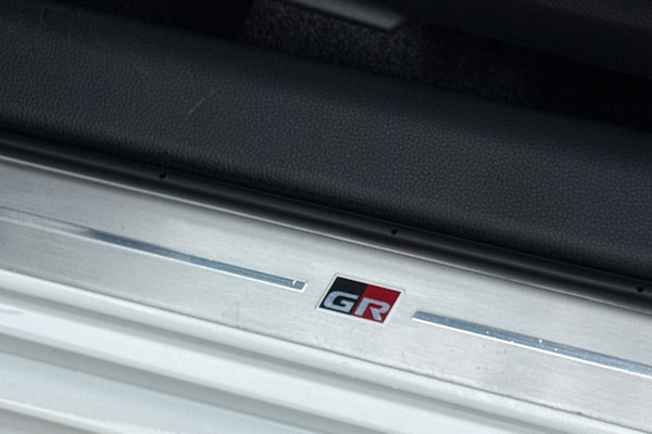 Used Toyota Yaris 2022 for sale - 76257054: Photo 32