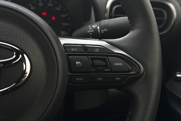Used Toyota Yaris 2022 for sale - 76257054: Photo 34