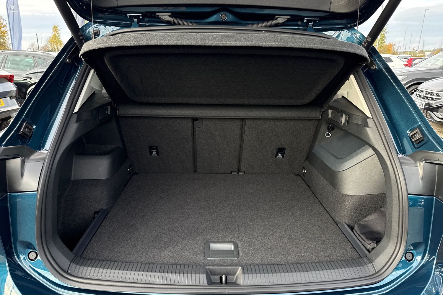 Used Volkswagen Tiguan 2025 for sale - 76480917: Photo 9