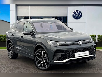 2025 - 1.5 TSI eHybrid R-Line 5dr DSG