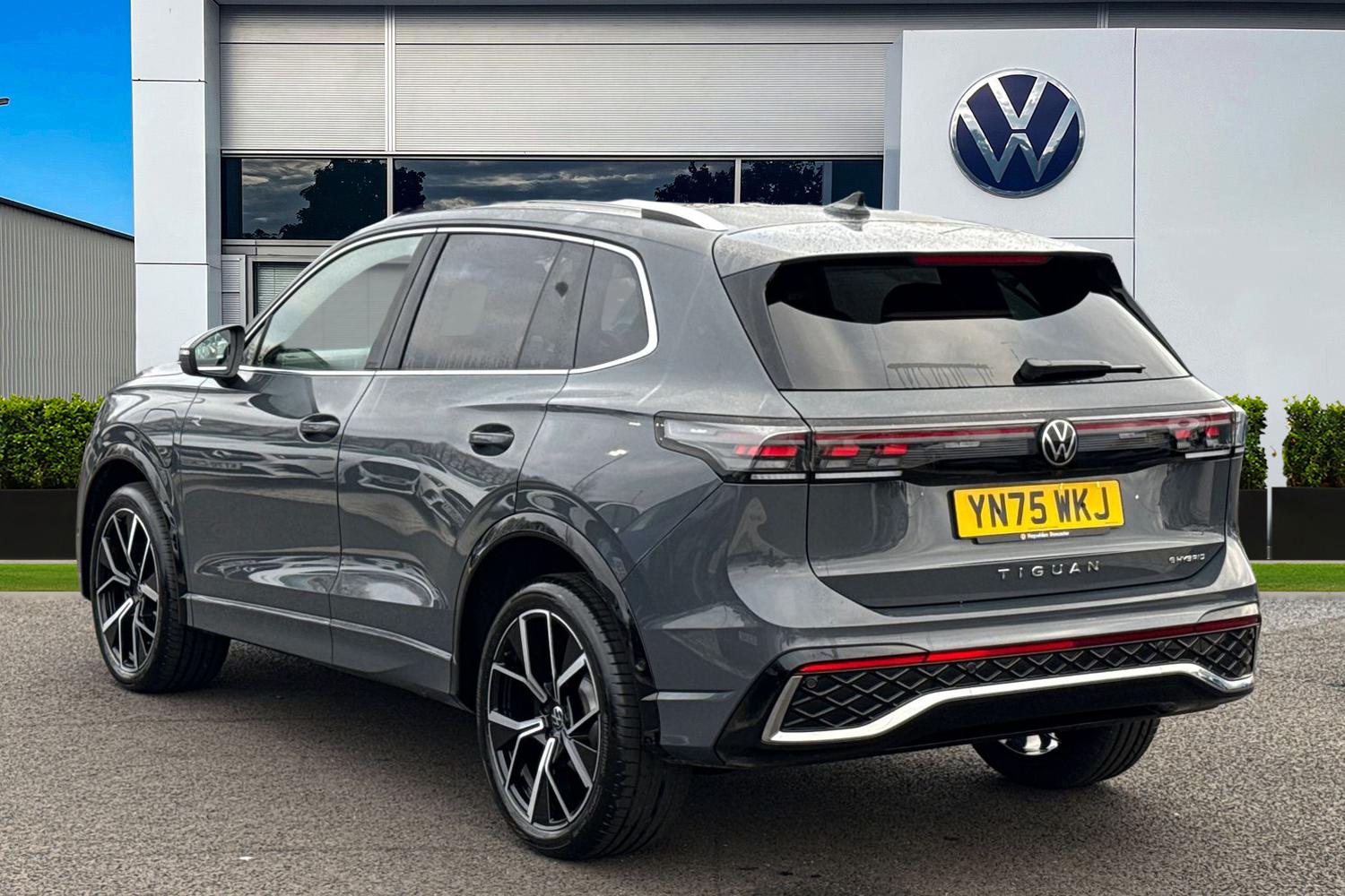 Used Volkswagen Tiguan 2025 for sale - 77071935: Photo 2