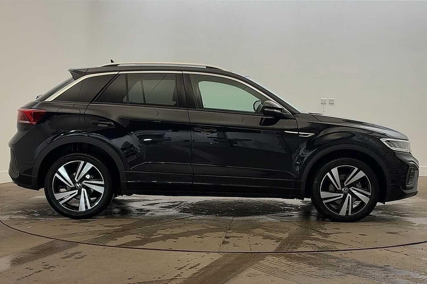 Used Volkswagen T-Roc 2025 for sale - 77935628: Photo 4