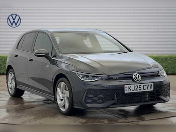 Used Volkswagen Golf 2025 for sale - 78746119: Photo