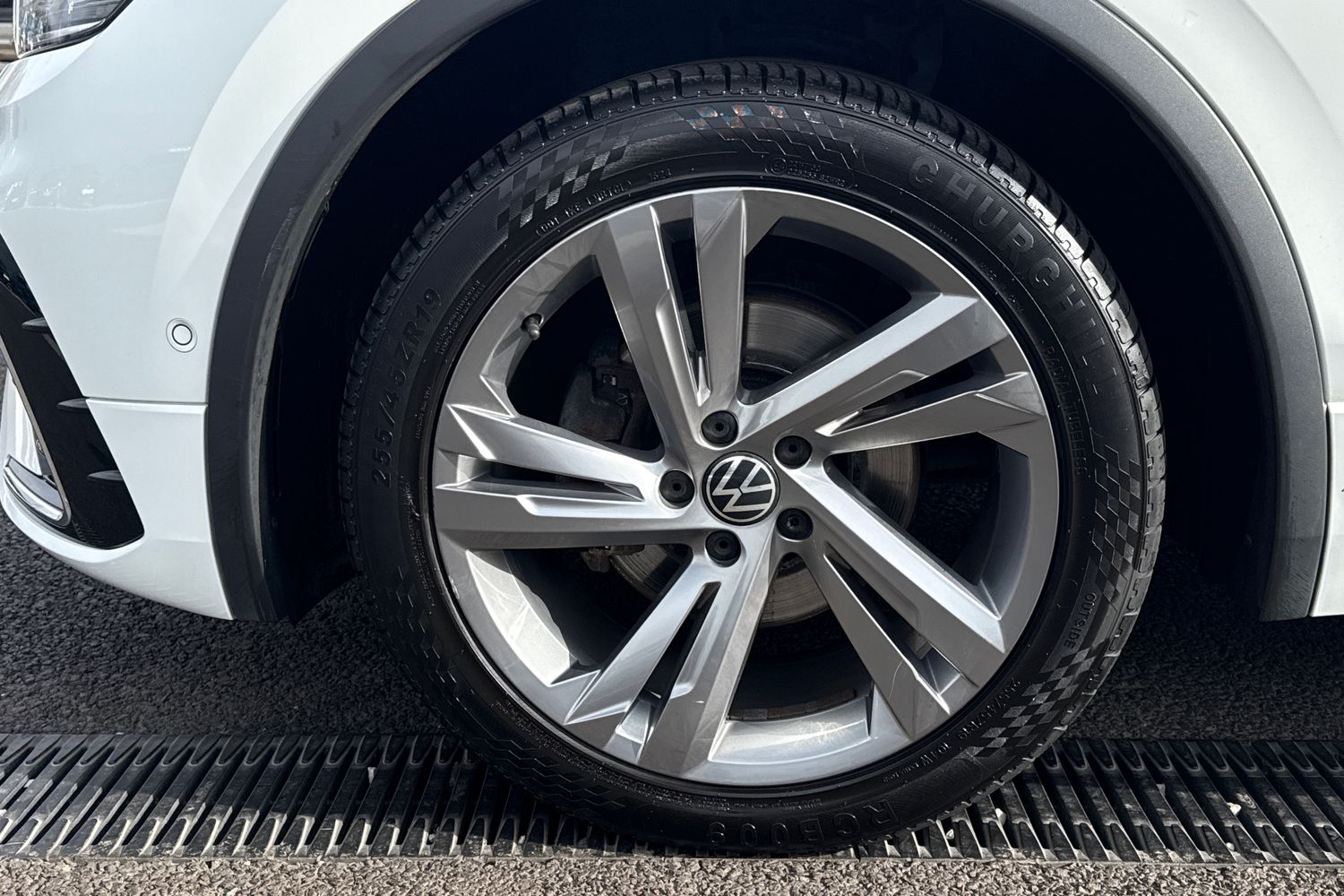 Used Volkswagen Tiguan 2024 for sale - 77719333: Photo 23