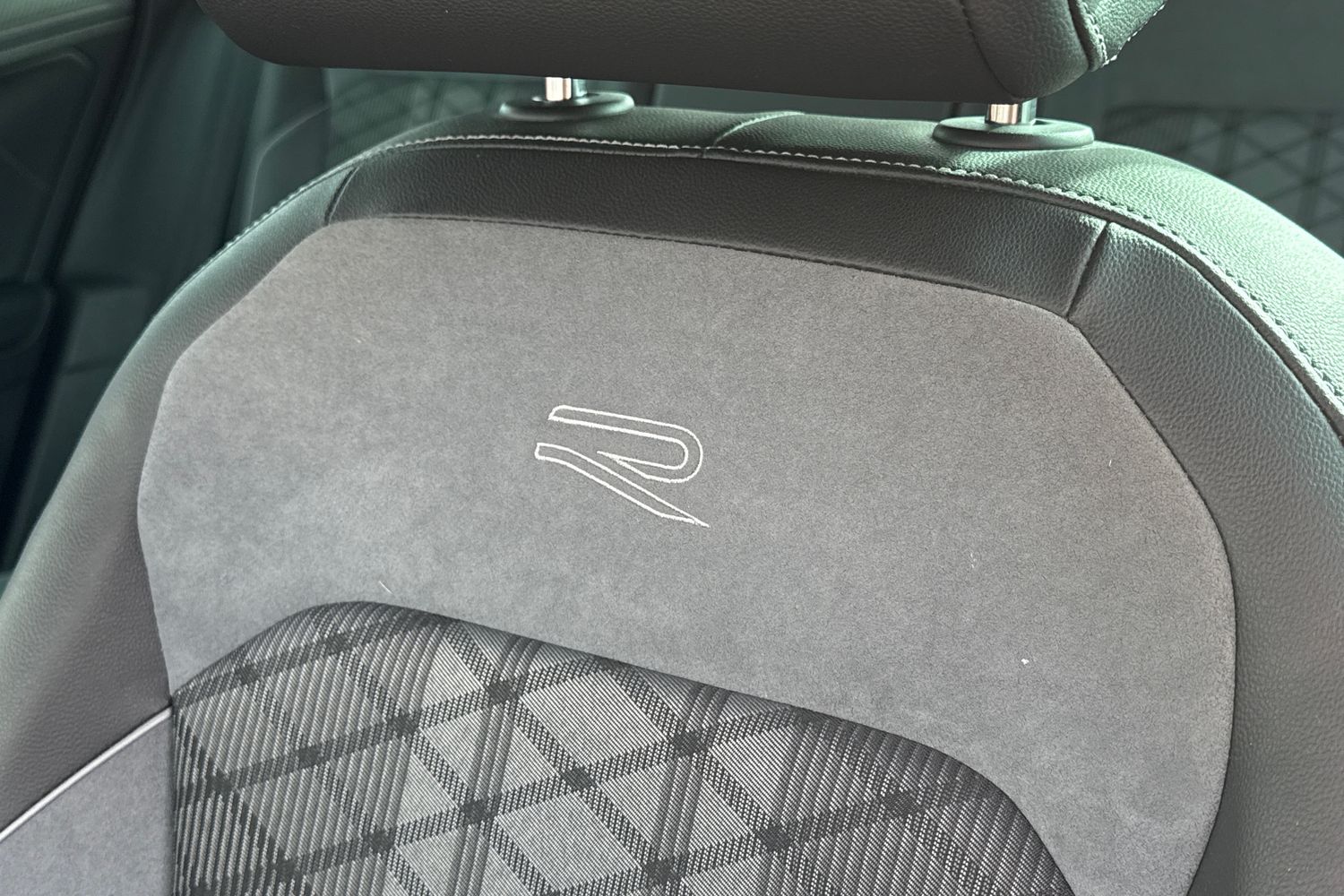 Used Volkswagen Tiguan 2024 for sale - 77719333: Photo 32