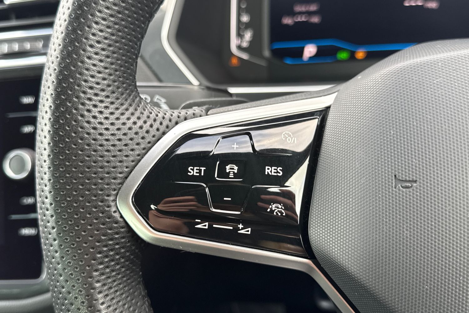 Used Volkswagen Tiguan 2024 for sale - 77719333: Photo 34