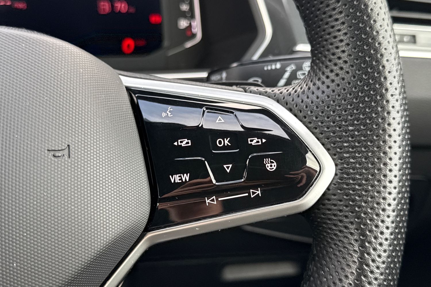 Used Volkswagen Tiguan 2024 for sale - 77719333: Photo 35