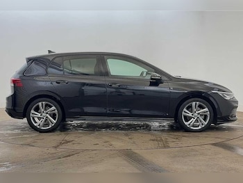 Used Volkswagen Golf 2024 for sale - 75639433: Photo
