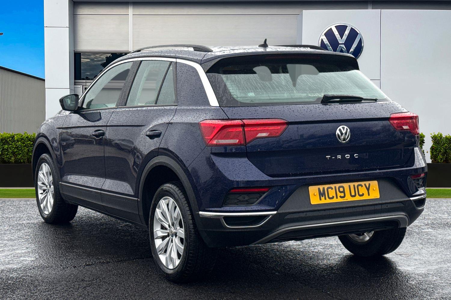 Used Volkswagen T-Roc 2019 for sale - 76564722: Photo 2