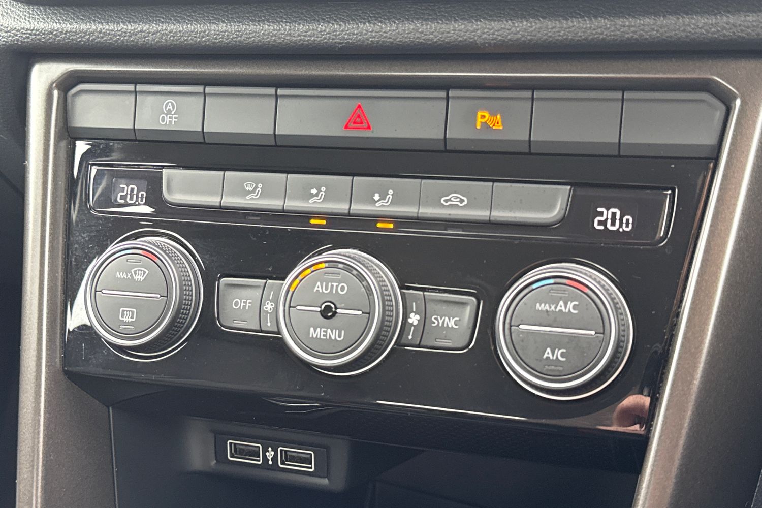 Used Volkswagen T-Roc 2019 for sale - 76564722: Photo 22