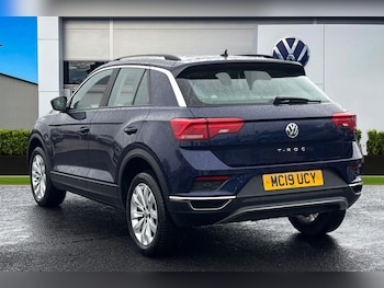 Used Volkswagen T-Roc 2019 for sale - 76564722: Photo