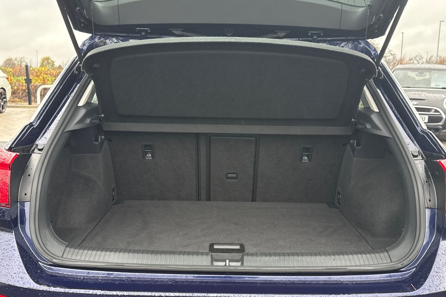 Used Volkswagen T-Roc 2019 for sale - 76564722: Photo 7